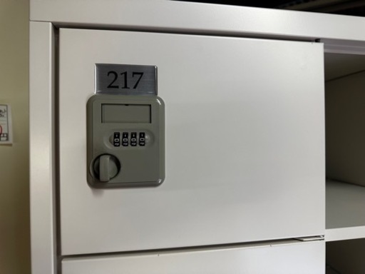 ２４人用　ダイヤル錠ロッカー　幅900 奥450 高さ1900mm