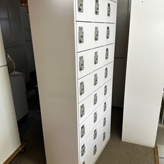 ２４人用　ダイヤル錠ロッカー　幅900 奥450 高さ1900mmの画像