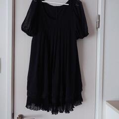 【期間限定】黒色 シフォンワンピース