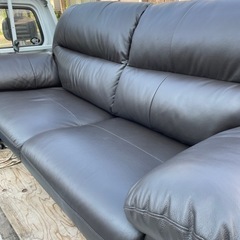 レザーのソファ 傷あり 差し上げます ブラウンの画像