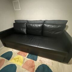 美品 IKEAイケア FRIHETEN フリーヘーテン 3人掛けソファベッド　黒の画像