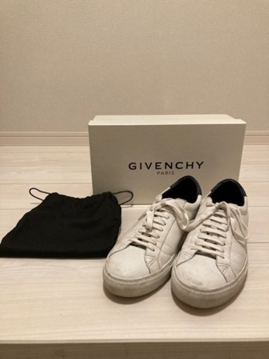 正規品GIVENCHY　URBAN STREETスニーカー