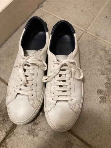 正規品GIVENCHY　URBAN STREETスニーカー