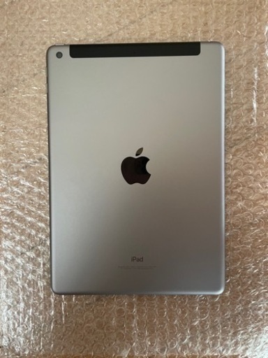 iPad第5世代　32G B セルラーau UQモバイル