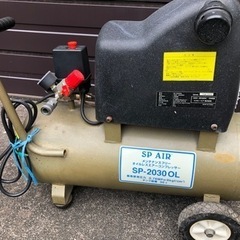 オイルレスエアーコンプレッサー