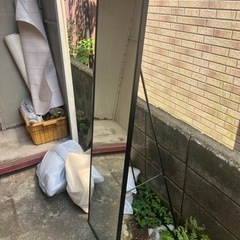 鏡の画像