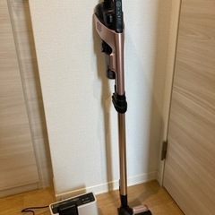 【美品】SHARP スティック掃除機(バッテリー充電器、バッテリ...