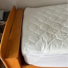 ベッドの画像