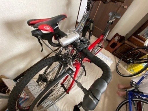 (取引中)クロスバイク(赤)