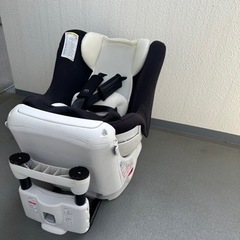 無料　子供用チャイルドシート　車用　回転可の画像