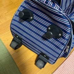 キャリーバッグ　旅行バッグの画像