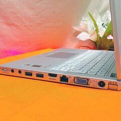 ◆タッチパネル搭載 軽量 Let's note◆かばんに入れてね◆ 製造番号：6FKSA33243の画像