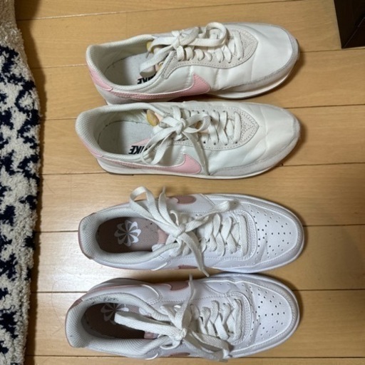 スニーカー　シューズ　3000円で二足