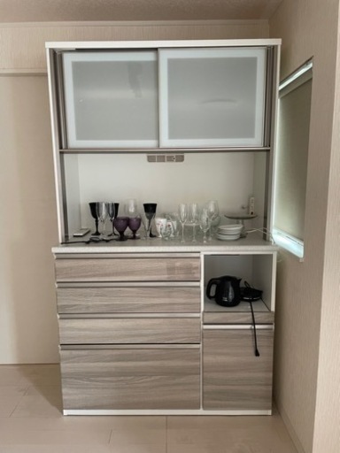 【決まりました】食器棚