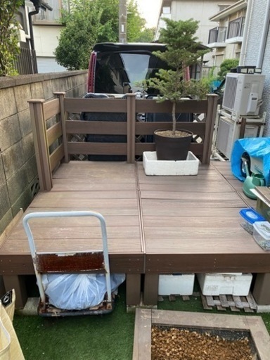 リアルユニットウッドデッキ　人工木