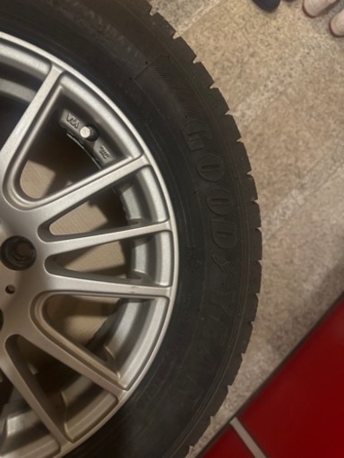 15インチホイール、スタッドレスタイヤ195/65R15