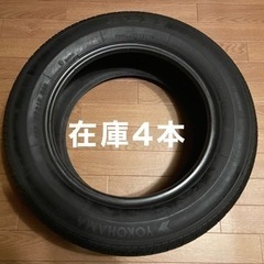 タイヤ　195/65 R15
