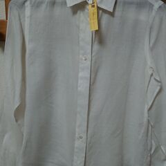 クリーニング済 透けかんのあるシャツさしあげます