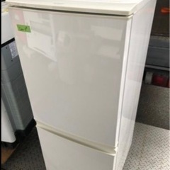 福岡市内配送無料　シャープ　SHARP SJ-14B-W 冷蔵庫　137L :つけかえどっちもドア　　2ドアホワイト