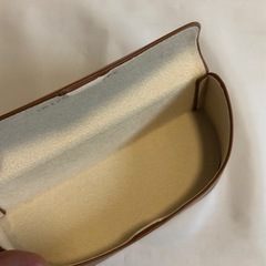 オリバーピープルズ　メガネケースの画像