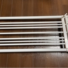 突っ張り棚　突っ張り棒　収納　伸縮棚の画像