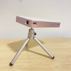小型プロジェクター　ホームシアター　定価59800円→5000円