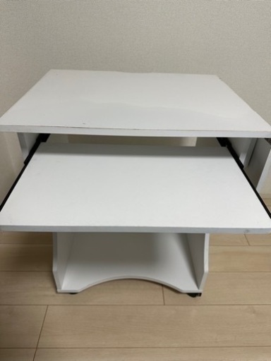 PCデスク、汚れあり
