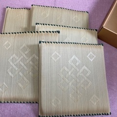 未使用　いぐさ　座布団　五枚入り