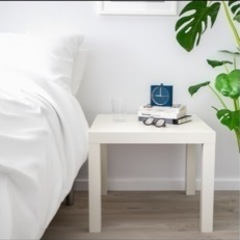 IKEAのテーブルを譲ります
