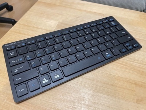 エレコム Bluetooth マルチペアリング ミニキーボード パンタグラフ式 軽量・薄型 3台同時ペアリング mac OS/iPad OS/Window OS対応 ブラック TK-FBP102BK/EC