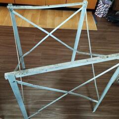 キャンプ用品 コールマンのスタンドの画像