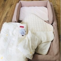 防水シート2枚付き！！ファルスカコンパクトベビーベッドの画像