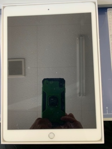 Apple iPad 10.2インチ 第7世代 Wi-Fi+Cellular