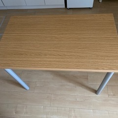 ダイニングテーブル