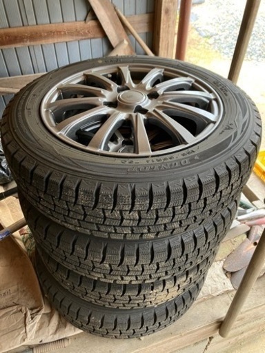 ダンロップスタッドレスタイヤ4本セット　155/65R14  2018年4月製造