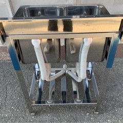 業務用 美品 2槽シンク 幅600×奥450×高さ800(mm) バックガード付き 厨房機材 キッチン 手洗い場 機器 店舗用品 大阪 2層シンク 大阪発の画像