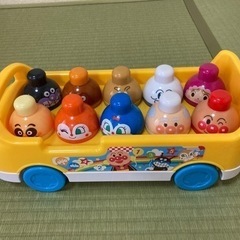バンダイ アンパンマン ～脳を育む～ かぞえてつみつみバス