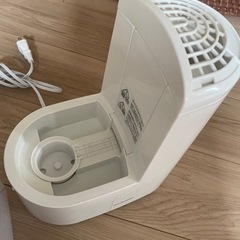 加湿器　アイリスオーヤマの画像
