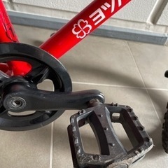 ヨツバサイクル　14インチ　ヒーローレッドの画像