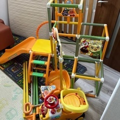 アンパンマンジャングルジム+アンパンマンカーの画像