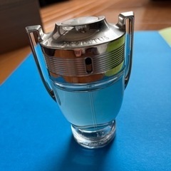 お値下げ★パコラバンヌ【pack rabane】香水invictus未使用50mlの画像