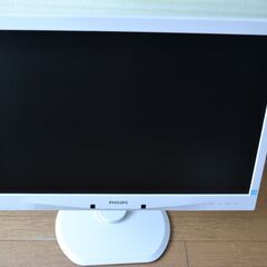 液晶モニター PHILIPS 24インチ WUXGA(1920×1200) IPS C240P4QPYEW/11 ホワイトベゼル①の画像