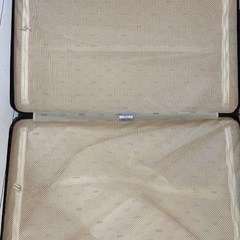 リモワスーツケース大の画像