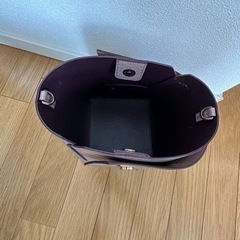 チャールズアンドキース　バッグ　カゴバッグの画像
