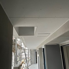 内装仕上げ工　（軽天ボード工事）
