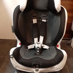 カーメイト エールベベ スイングムーン プレミアム チャイルドシート