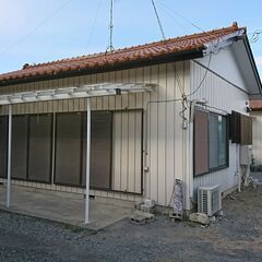 ■中里貸家5-2　■駐車場2台無料！　■敷金・礼金・共益費なし　...