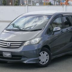 6万円値引き中！走行3.7万km！ ホンダ　フリード  7人乗り...