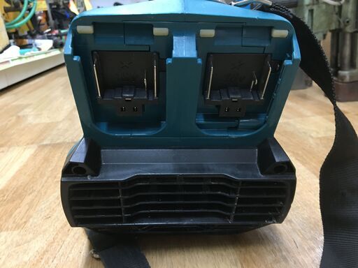 マキタ　makita　充電式ブロア　中古品　バッテリ二個式　36V　業務サイズ　【ハンズクラフト宜野湾店】