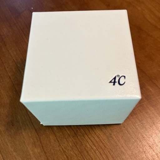 4°C ペンダント